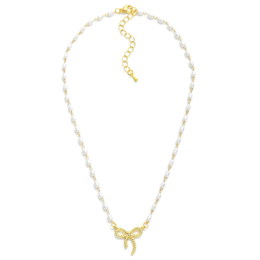 Linked Pearl Beads Necklace With Bow Pendant Judson