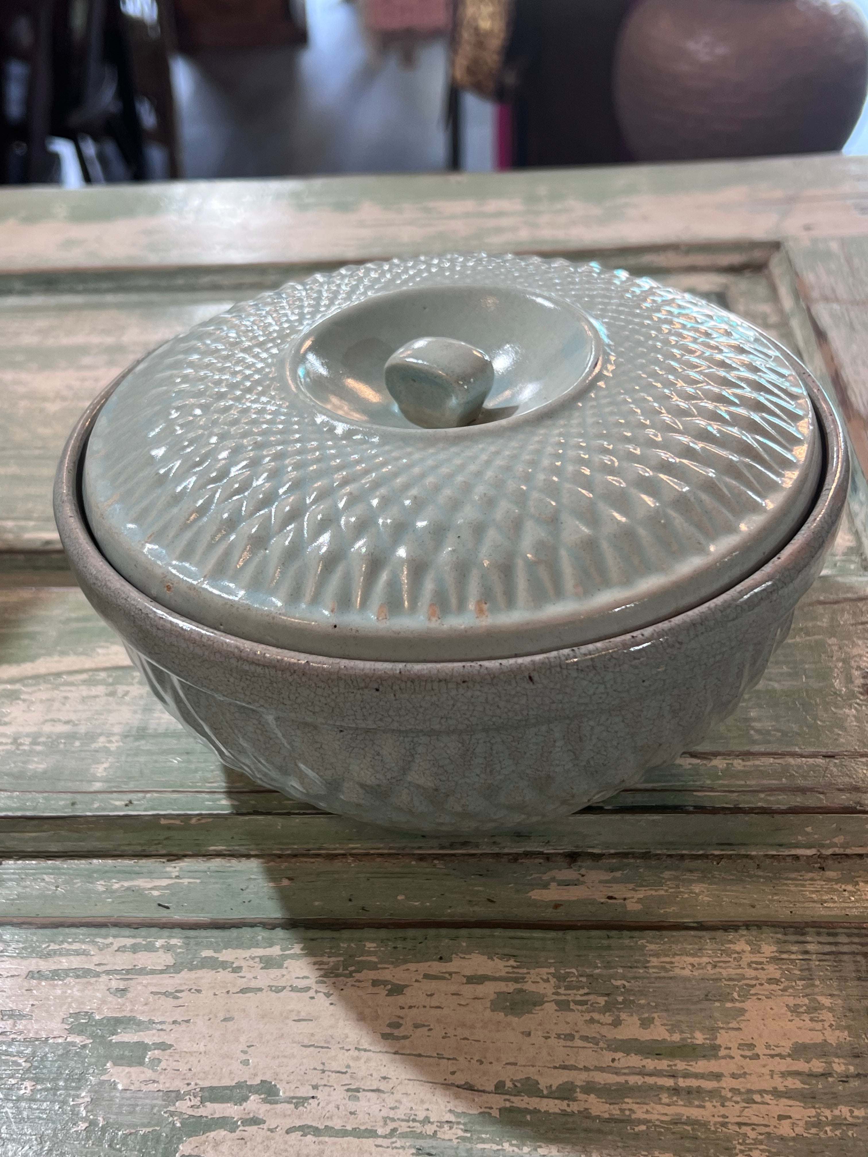 Vintage Hull Sea Foam Green Casserole Dish w Diamond Quilt Pattern The Mustard Seed Collection, The Seed