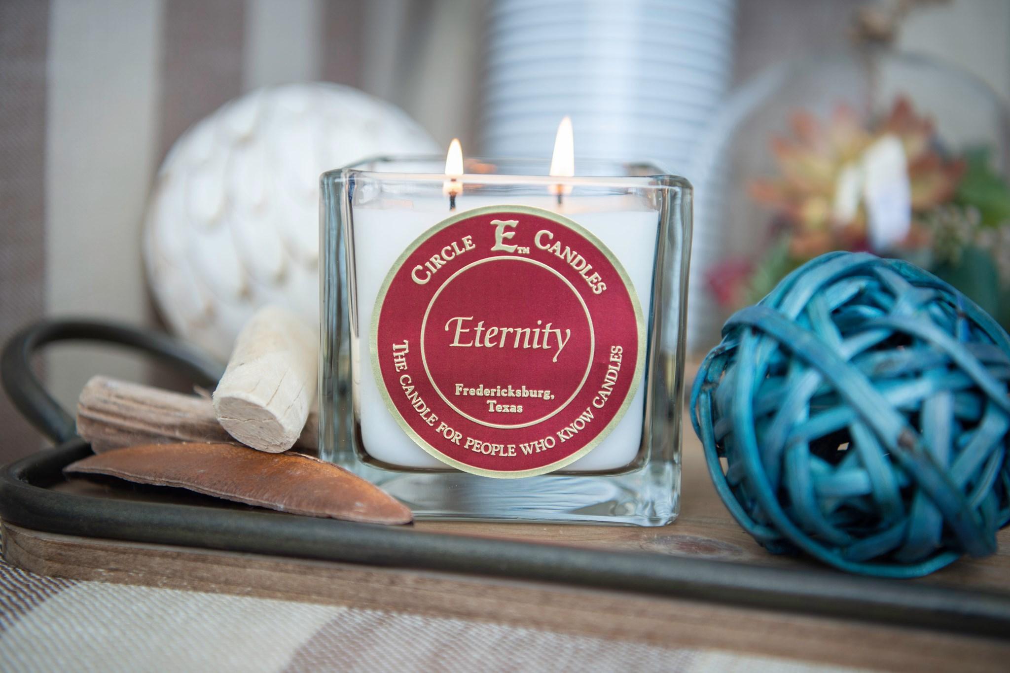 Eternity Circle E Candle 11 oz Tarts Circle E Candles